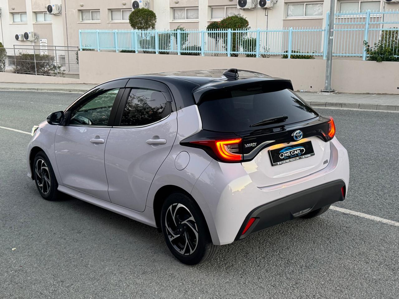 Toyota Yaris 2023 Hybrid